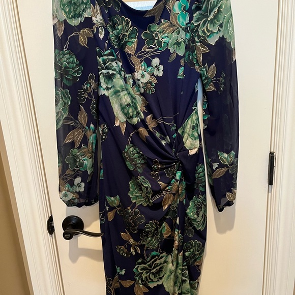 Leslie Fay Dresses & Skirts - Leslie Fay Navy and Green Floral Long Sleeve Dress